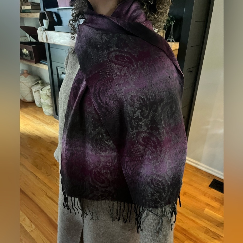 STEVE MADDEN Purple Mid Weight Ombre Paisley Muffler Scarf